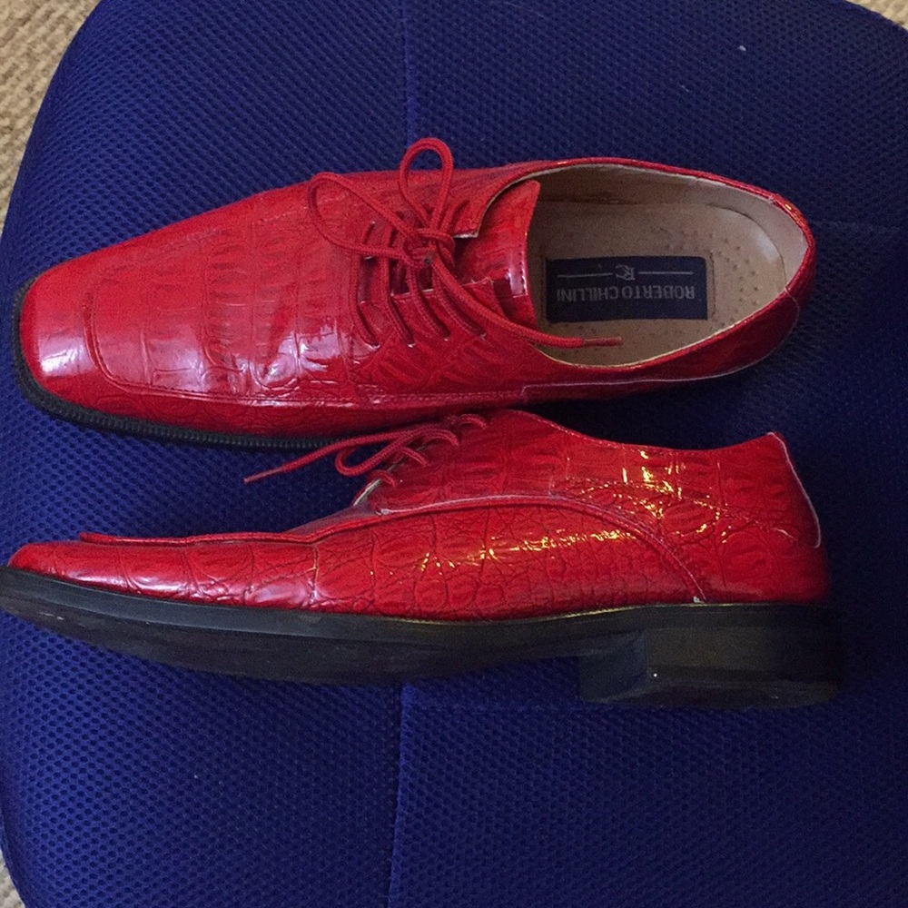 Embossed Red Leather Dress Shoes